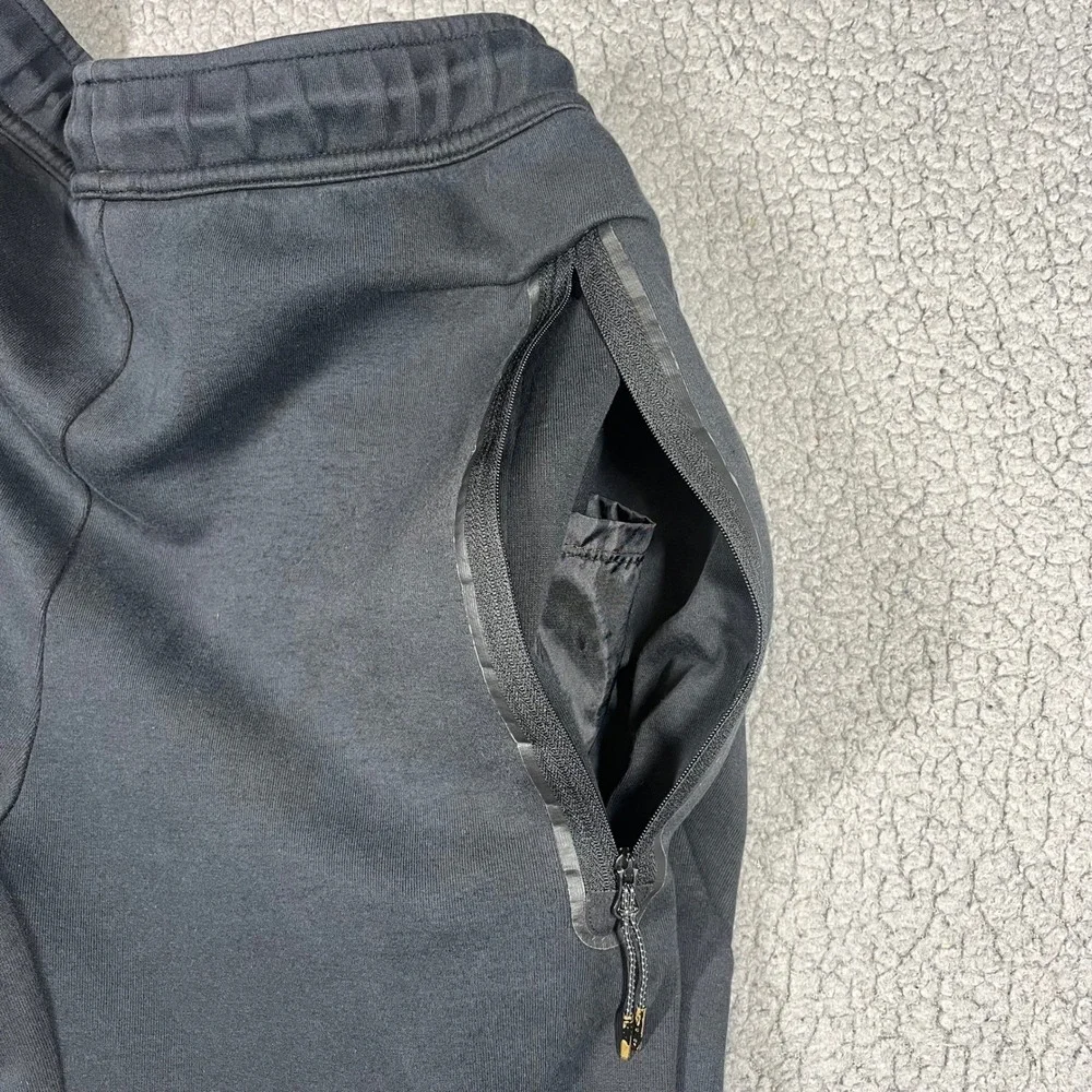 Nike Mens Tech Fleece Joggers Black Slim Fit Sweatpants CU4495-010 Size S